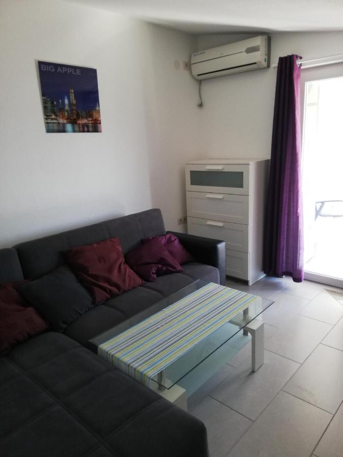 Apartments Villamare Grebastica Exterior photo